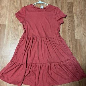 🍁 Cute fall flowy dress! 🍂